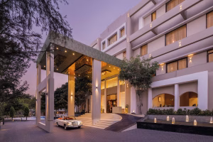 Essentia Luxury Resort & Spa Udaipur — The Best 5-Star Resort in Udaipur for Weddings, Romance & Family Stays