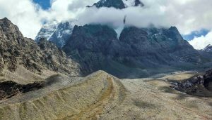 Manimahesh Lake – Trek, Yatra, Best Time to Visit & Travel Guide