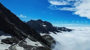 Sach Pass Hikers