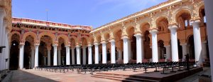Thirumalai Nayakkar Mahal Madurai – Timings, History, Entry Fee & Light Show Guide